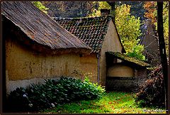 фото "old house with oven"