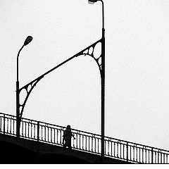 фото "Walking in the bridge"