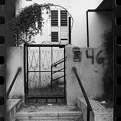 photo "46 emergency exit"