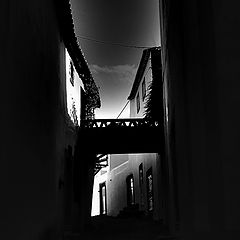 фото "narrow street"