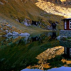 photo "Oasis of tranquility in the heart of the mountains"