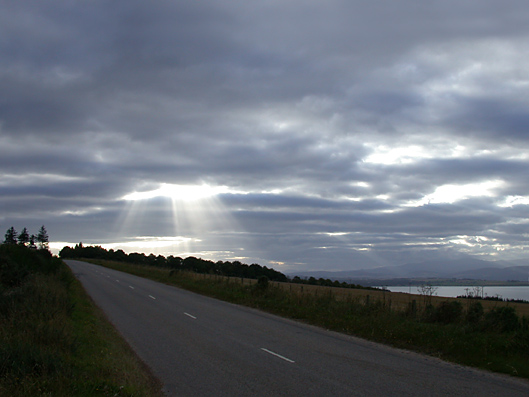 photo "Sign?" tags: travel, landscape, Europe, clouds