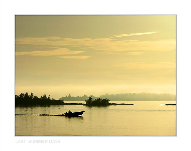 photo "boat at sunset" tags: landscape, sunset