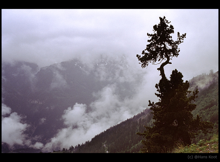 photo "Are you lonesome tonight....." tags: landscape, clouds, mountains