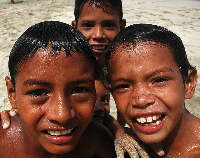 photo "Boys from Manzanillo" tags: , 