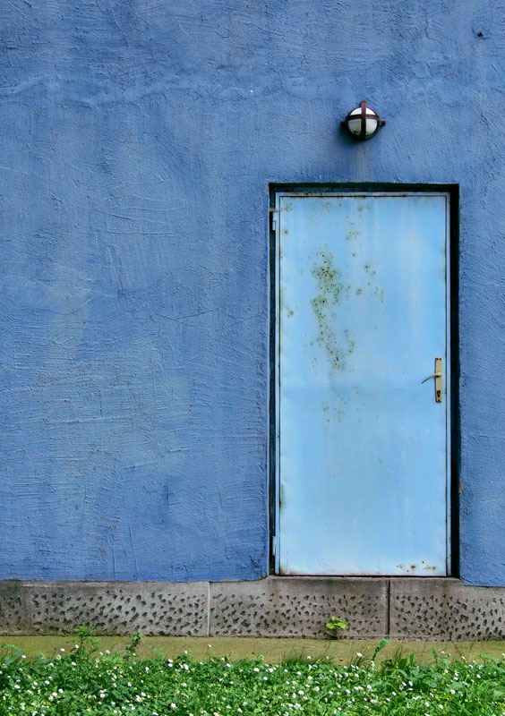 photo "blue door" tags: architecture, landscape, 