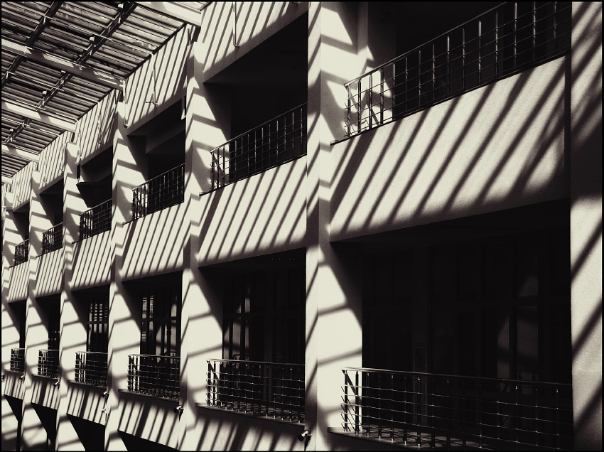 Пропедевтика метр и ритм. Повторяющийся ритм. Композиция в архитектуре. Повторяющийся ритм. Повторяющийся ритм.