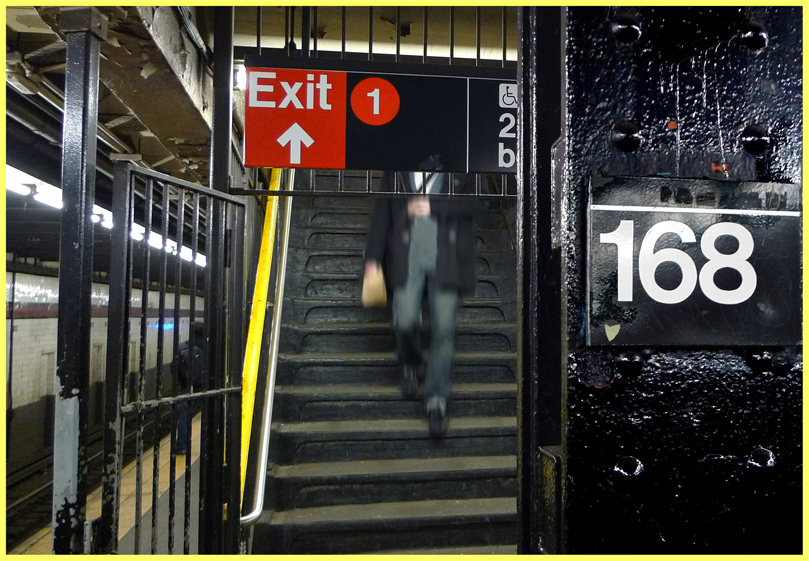 photo "Down the Up Staircase" tags: city, 