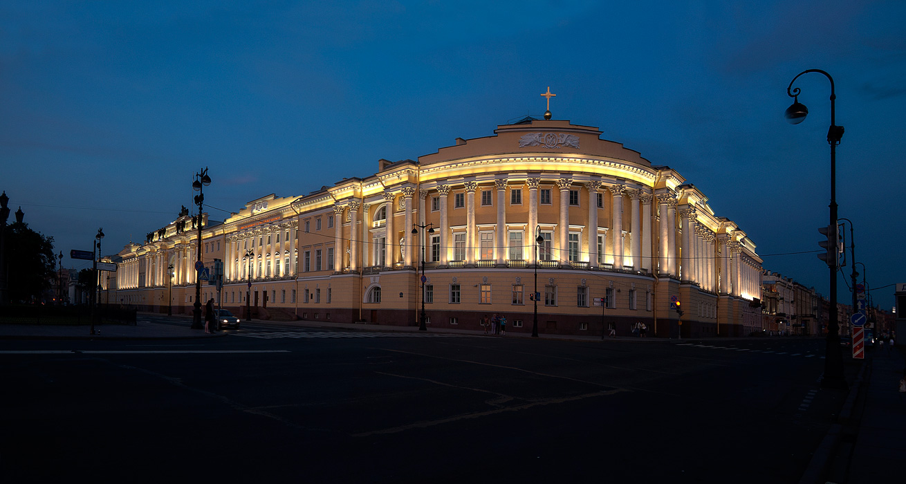 Здание сената и синода в санкт петербурге
