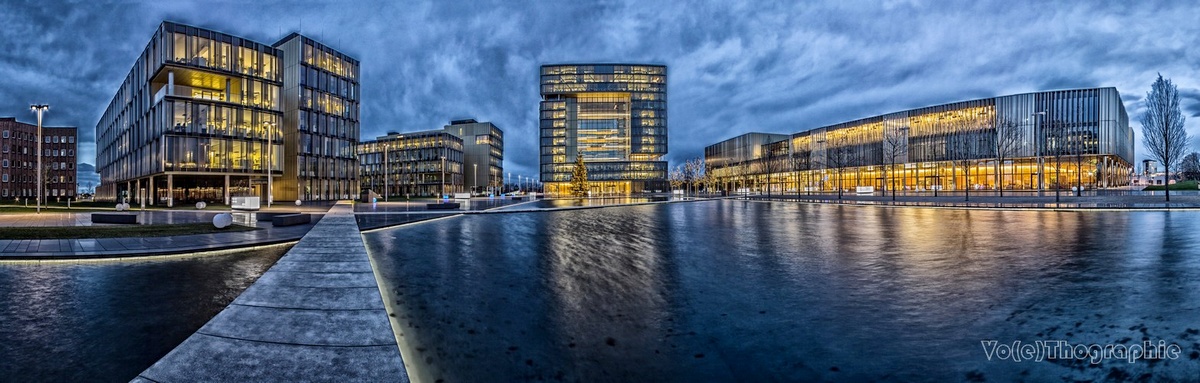photo "ThyssenKrupp Headquarter" tags: architecture, panoramic, 