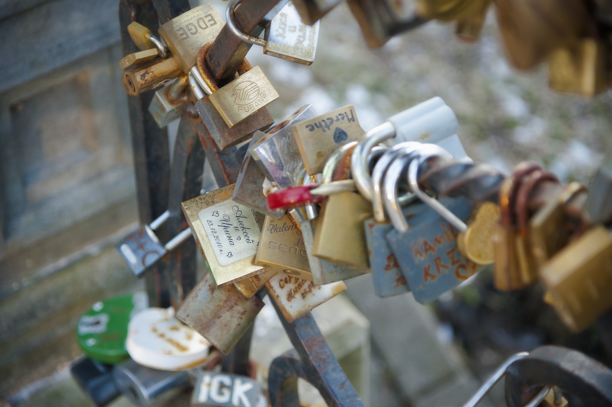 photo "Padlocks" tags: macro and close-up, 