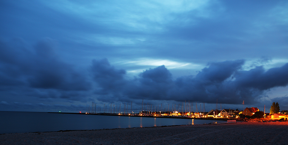 photo "Karrebæksminde By Night" tags: landscape, travel, reporting, 