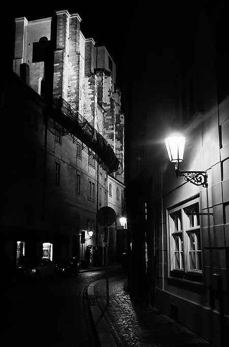 photo "Ночная атмосфера-31" tags: black&white, street, Prag, Prague, Praha