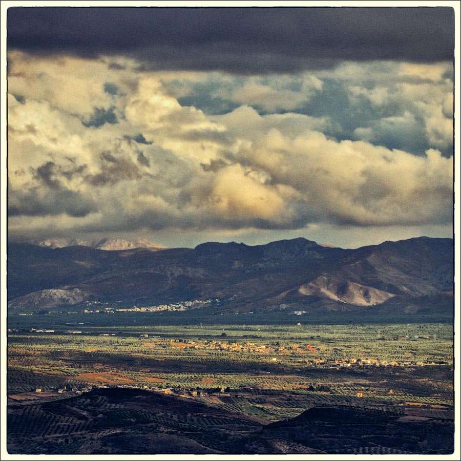 photo "Messara Plain. Crete." tags: landscape, travel, Crete, Messara Plain