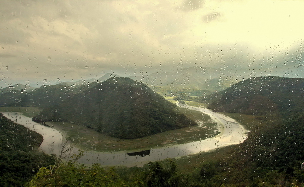 photo "***" tags: landscape, travel, nature, Europe, clouds, mountains, water, река.