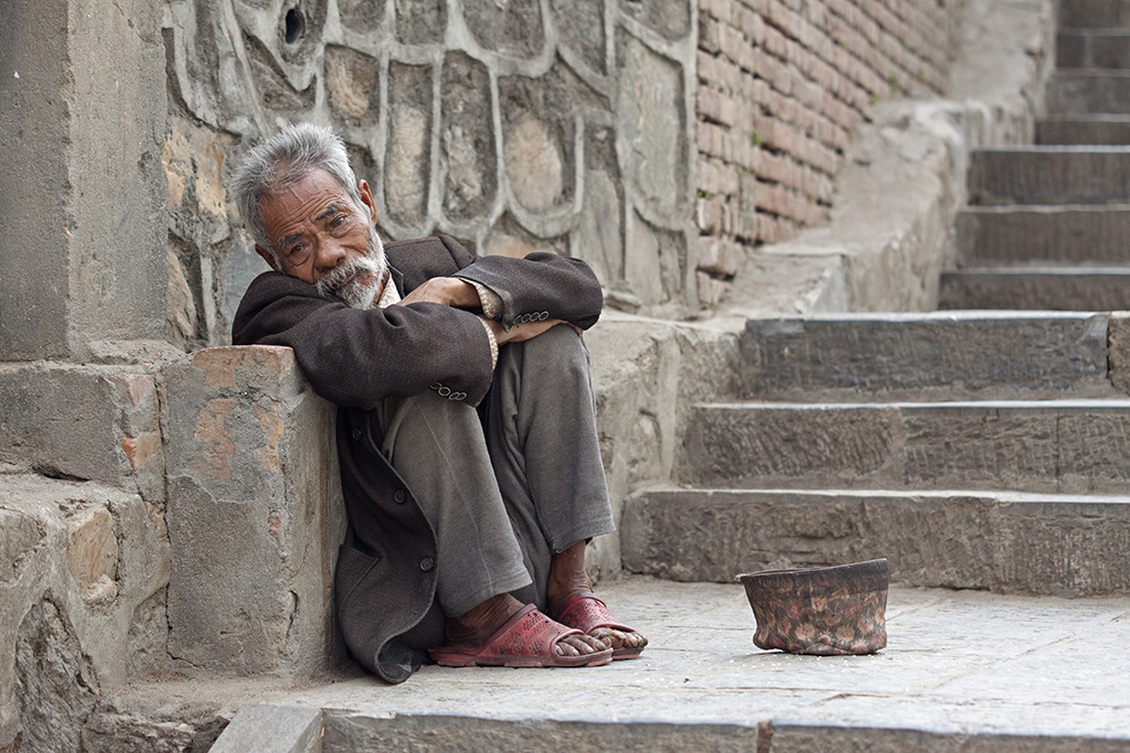 photo "Kathmandu. Nepal" tags: reporting, genre, travel, Beggar, Kathmandu, Nepal