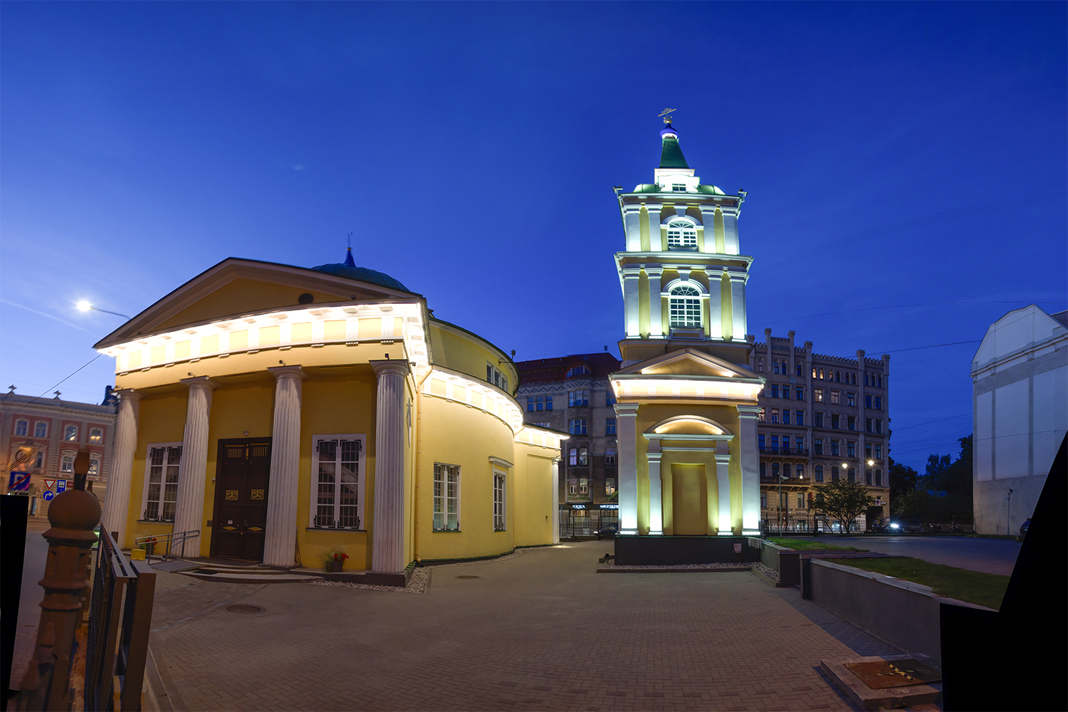 фото "Рижский храм Александра Невского в ночи" метки: архитектура, 